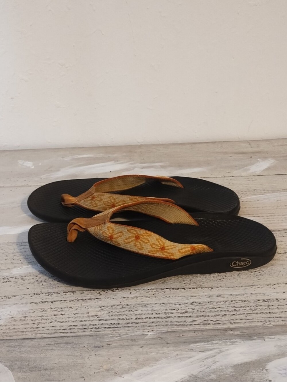 Chaco Flip Flop Sandals (U.S.A Women's Size 8) Black Orange(UK women's size 6)